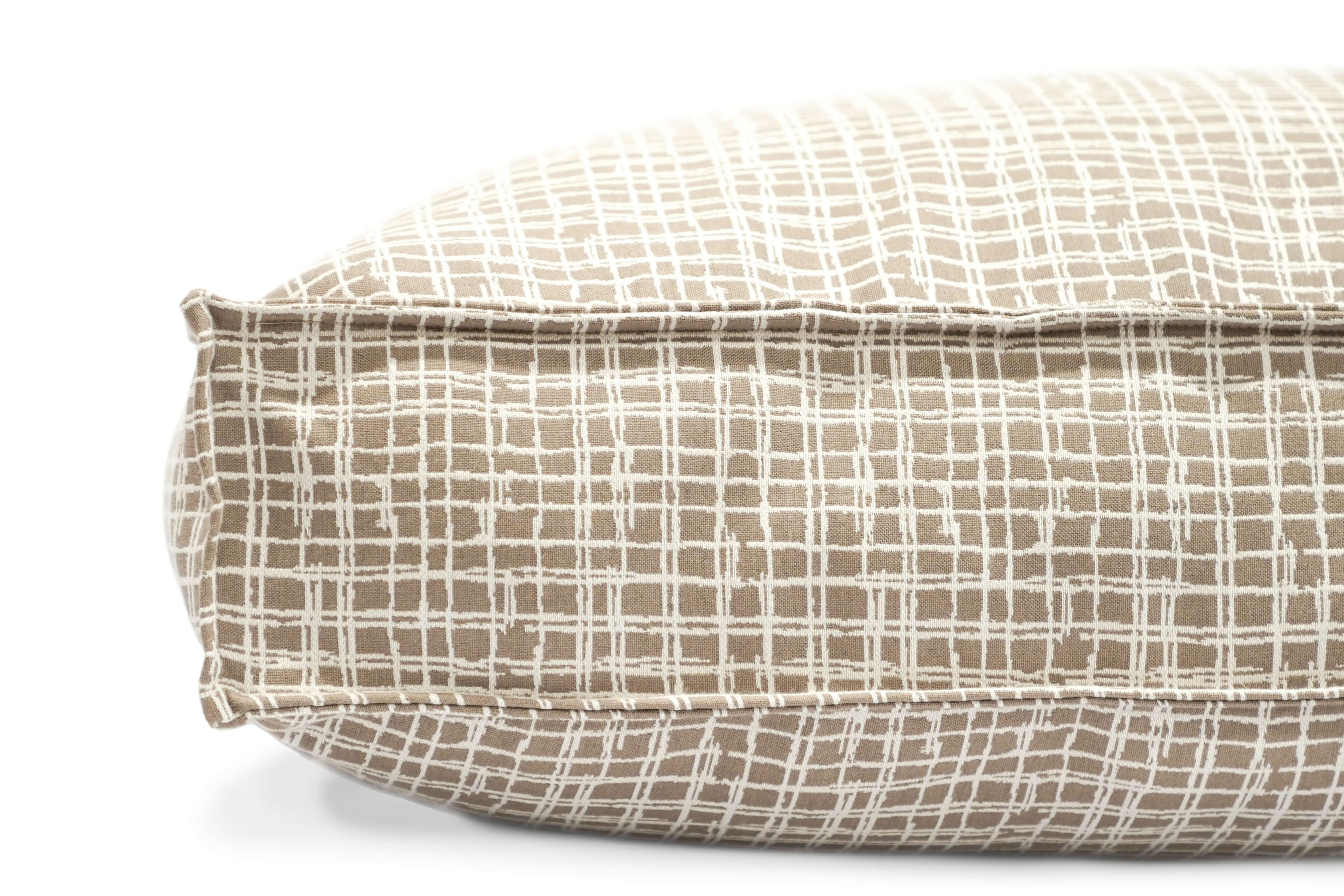 Lounger Pet Bed in Dapper Dalmatian